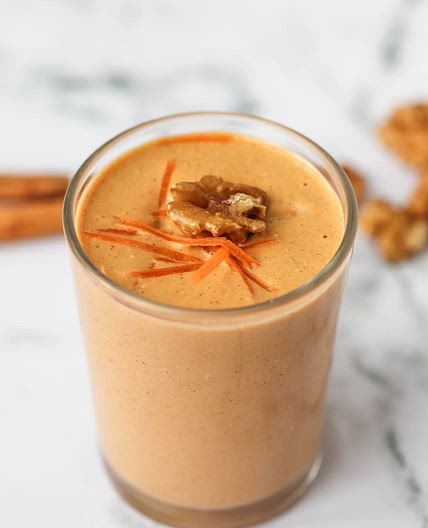 The Creamy Carrot Cake Smoothie: Dessert for Breakfast (That’s Actually Good for You)
