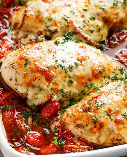 Balsamic Baked Chicken Breast With Balsamic Tomato Sauce and Mozzarella Cheese