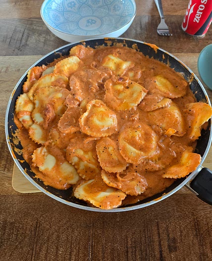 Ravioli met een tomaten mascarpone saus