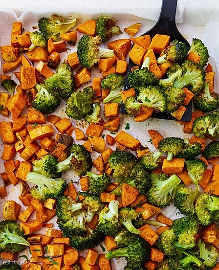 Healthy Roasted Broccoli and Sweet Potatoes