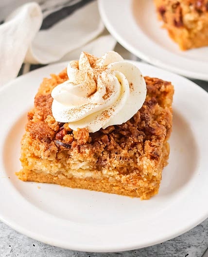 Pumpkin Crunch Cake Recipe
