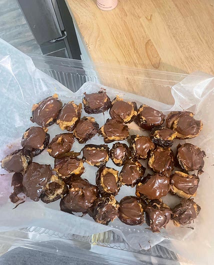 Snickers Dates 🍫
