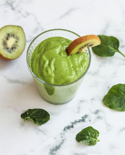 The Kiwi Burst Smoothie: Bright, Tangy, Tropical Green Goodness