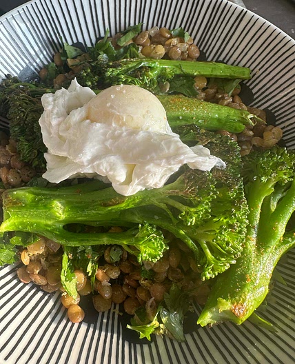 Lentil salad with poached egg and broccoli