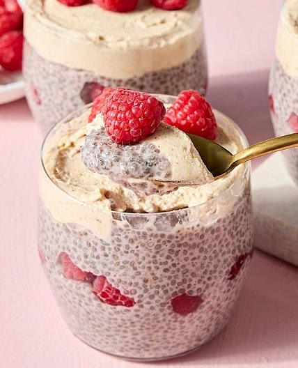 High-Protein Raspberry & Peanut Butter Chia Pudding