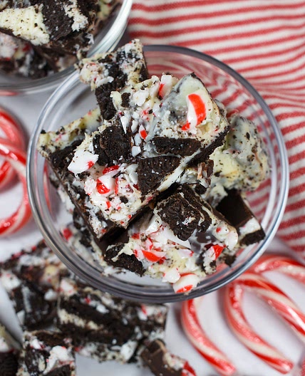 Easy Peppermint Bark