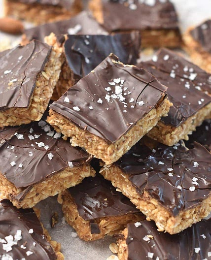 Healthy No-bake Oatmeal Peanut Butter Bars