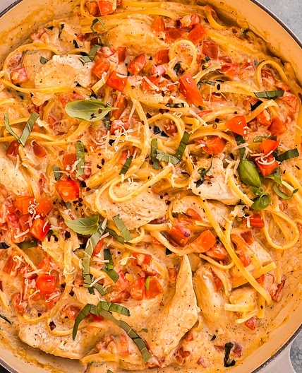Chicken and Tomato Pasta