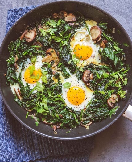 Green Spinach and Mushroom Shakshuka