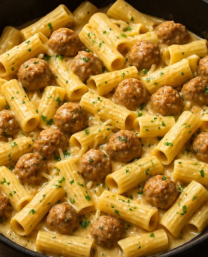 One-Pan Creamy Garlic Parmesan Rigatoni (with Mini Meatballs)