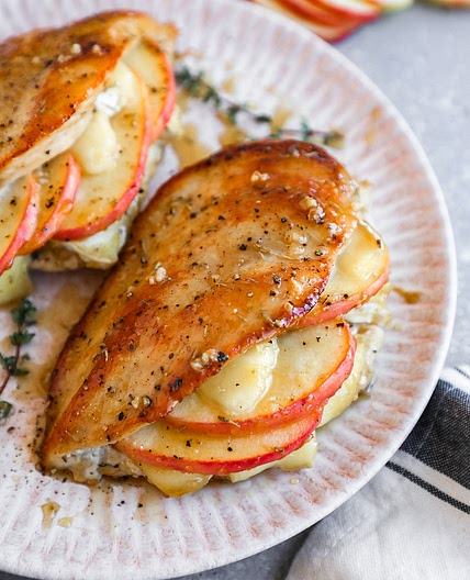 Chicken Breast Stuffed with Apple and Cheese with Mashed Potatoes