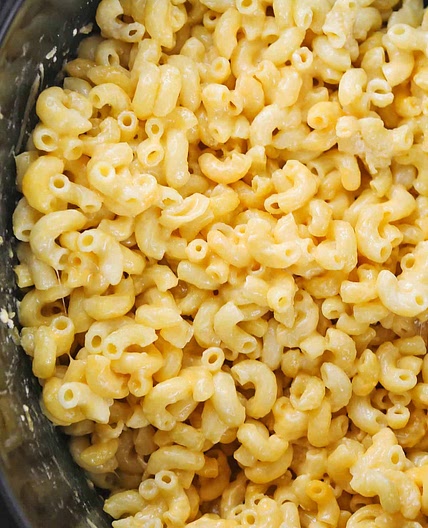 Crock Pot Mac and Cheese With Velveeta