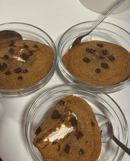 Gooey Chocolate Chip Cookies — 2 servings
