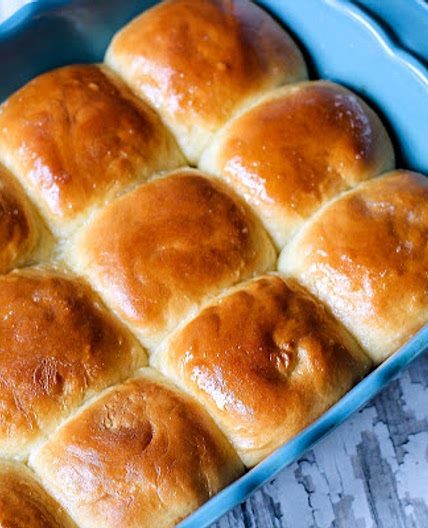 The Best Sweet Yeast Roll Dough I Have Ever Found
