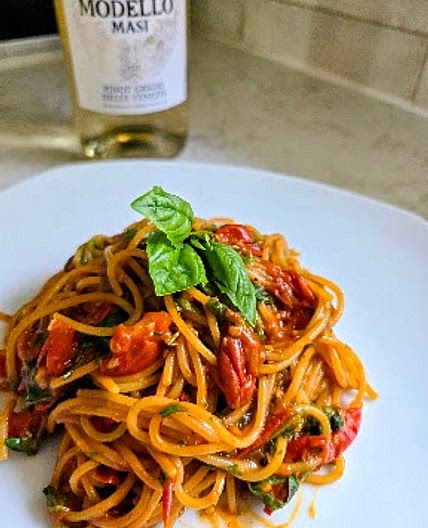 One Pot Fresh Tomato Spaghettini