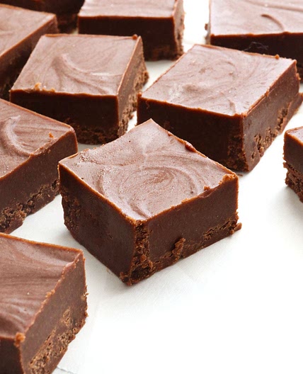 Vegan Fudge (without refined sugar!)