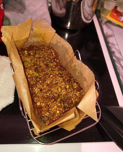 Air fryer Pistachio flapjacks