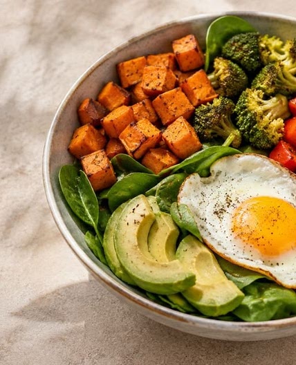 Veggie Breakfast Bowl: A Healthy, Savoury Recipe for Meal Prep