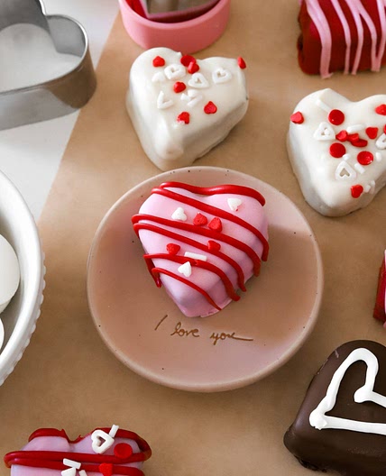 No-Bake Oreo Heart Truffles
