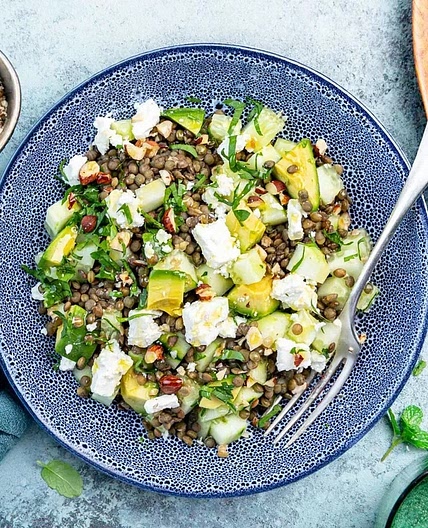 Salade de lentilles, avocat et féta