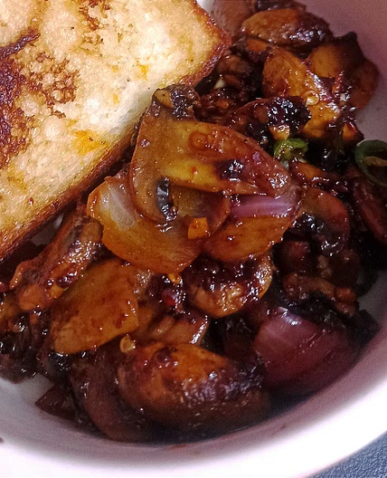 Spicy Mushroom Stir Fry
