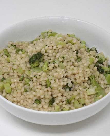 Easy Broccoli and Garlic Couscous