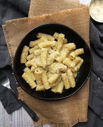 Pasta with Easy Creamy Eggplant Sauce
