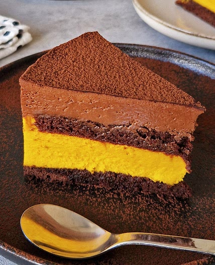 Three-Layer Gluten-Free Pumpkin Cake