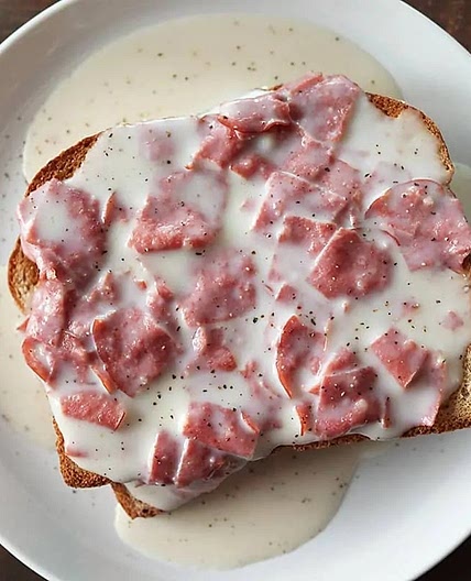 Creamed Chipped Beef on Toast