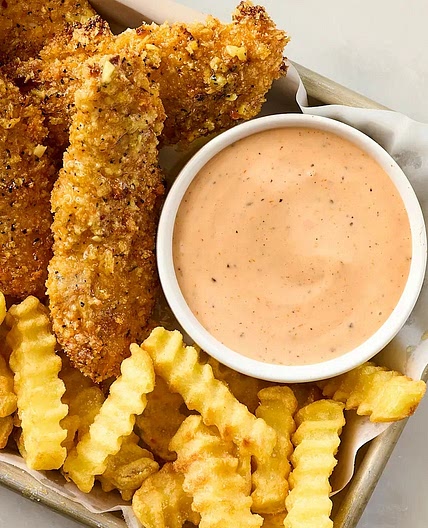 Chicken restaurant sauce like canes 