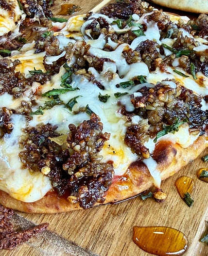 Blackstone Hot Honey Goetta Flatbreads