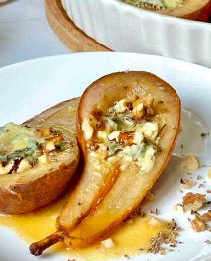 Baked Pears with Gorgonzola, Walnuts and Honey