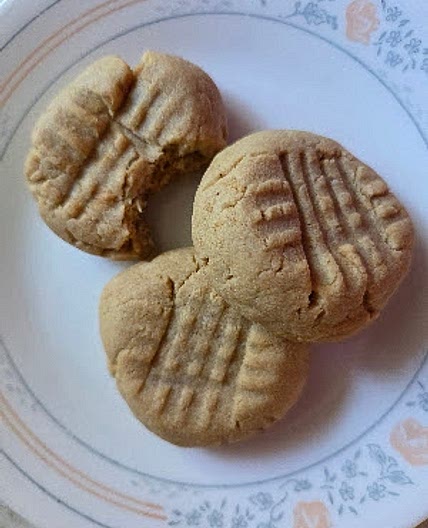 Small Batch Tender Peanut Butter Cookies