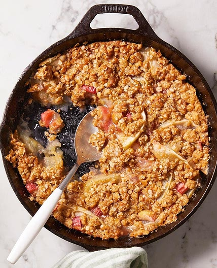 Rhubarb Crisp