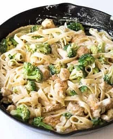 Chicken and Broccoli Alfredo