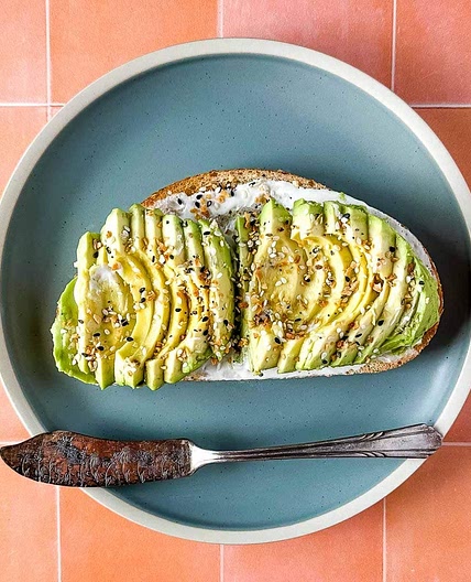 Easy Avocado Tartine Recipe with Lime