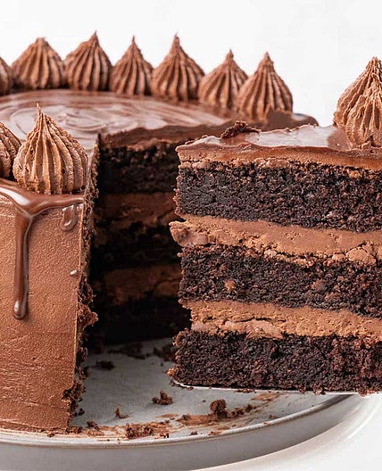 Triple Chocolate Cake (Very Simple Steps!)