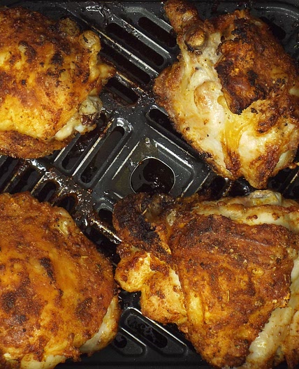 Crispy Air Fryer Chicken Thighs