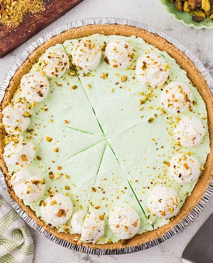 No Bake Pistachio Cheesecake Pie