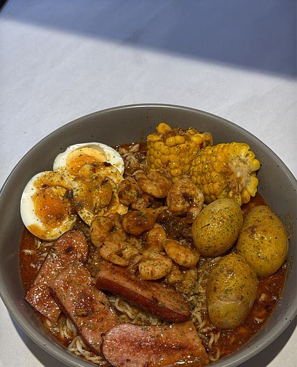 SEAFOOD BOIL RAMEN