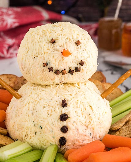 Snowman Cheeseball
