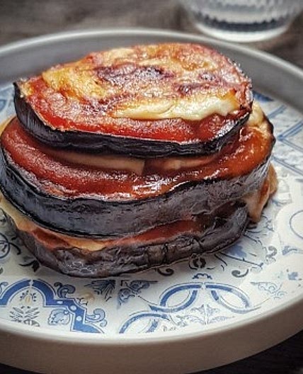 PARMIGIANA DI MELANZANE GRATINATA IN MONOPORZIONE