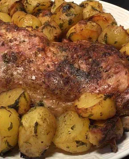Cuisse de Dinde au Four : Recette Facile et Délicieuse