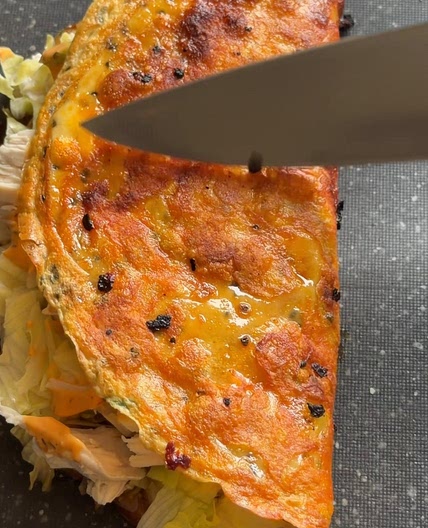 Crispy Rice Paper Omelette Wrap