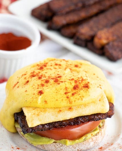 Vegan Eggs Benedict