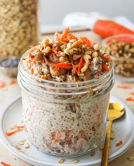 Carrot Cake Protein Overnight Oats