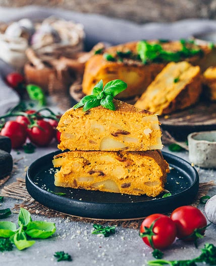 Vegan Spanish Omelette (Tortilla Española)