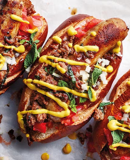 Chilli Hot Dogs