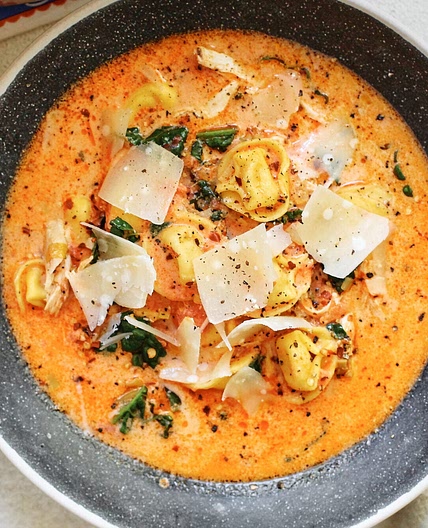 Creamy Tuscan Tortellini Soup