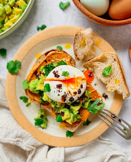 Avocado Toast With Poached Egg